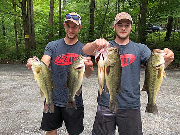 Hillbilly Bassers on Oak Ridge Reservoir